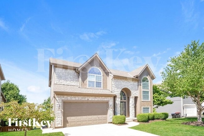 5836 Noreston St in Shawnee, KS - Foto de edificio - Building Photo