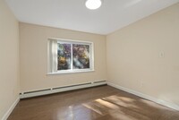 133 Beaconsfield Rd, Unit #36 in Brookline, MA - Building Photo - Building Photo