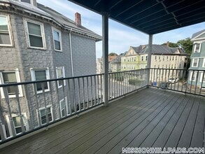 81 Hillside St in Boston, MA - Building Photo - Building Photo