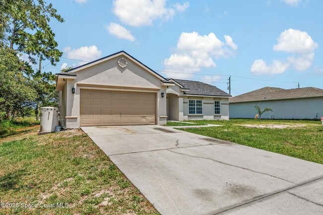 339 Wilton Ave SW in Palm Bay, FL - Building Photo - Building Photo