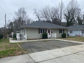 622 Pamlico St in Durham, NC - Building Photo