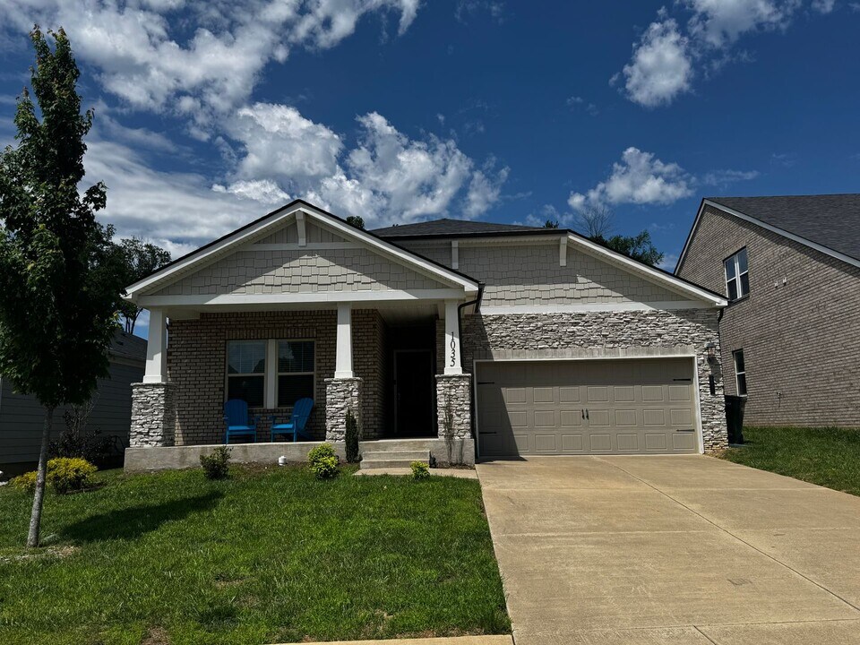 1035 Holland Ridge Wy in Lebanon, TN - Building Photo