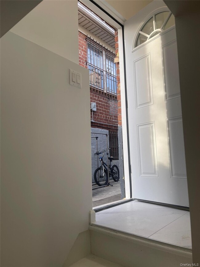 126-07-125 25th Rd in Queens, NY - Building Photo - Building Photo