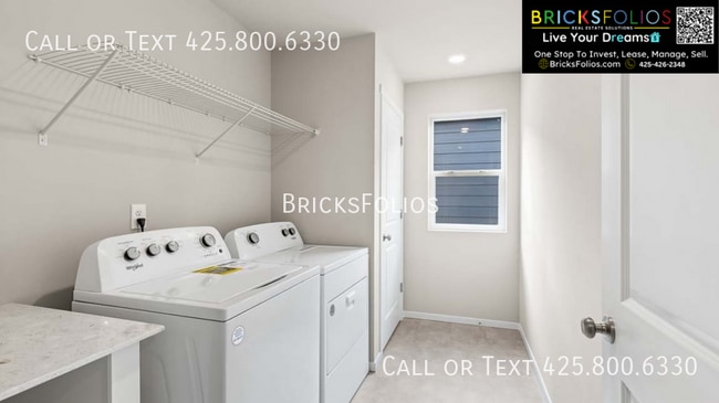 property at 4039 Hyde Lp NE