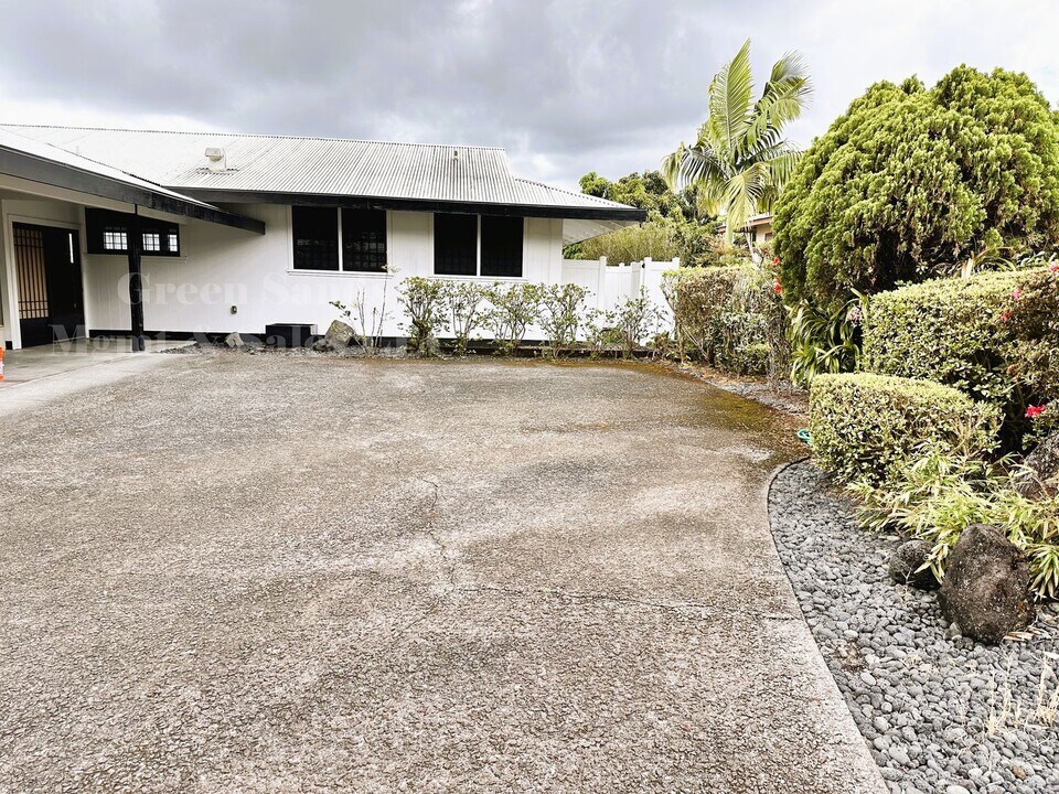 261 Terrace Dr in Hilo, HI - Foto de edificio