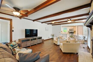 6700 Middleboro Dr in Raleigh, NC - Building Photo