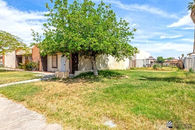 1931 Paris Ct in Yuma, AZ - Building Photo - Building Photo