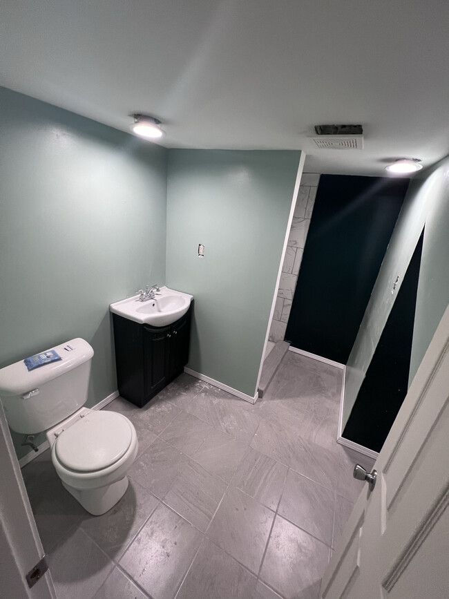 427 Grace St, Unit 1 in St. Peter, MN - Foto de edificio - Building Photo