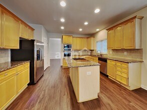 219 Chandeleur Dr in Mooresville, NC - Foto de edificio - Building Photo