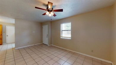 1002 Hardwood Ln, Unit 0412-D in College Station, TX - Building Photo - Building Photo