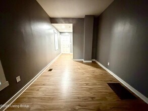 112 N 18th St in Louisville, KY - Building Photo - Building Photo