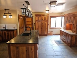 120 Arroyo Way in San Jose, CA - Building Photo - Building Photo