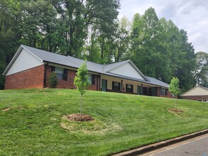 Park Terrace Apartment Homes in Bessemer City, NC - Building Photo - Building Photo