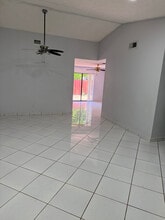 15157 SW 95th Ln in Miami, FL - Building Photo - Building Photo