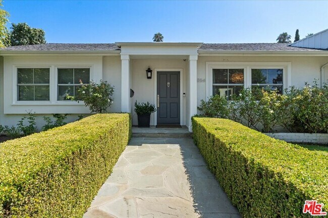 1354 Beckwith Ave in Los Angeles, CA - Building Photo - Building Photo