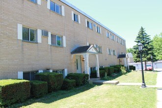 Windhaven Apartments in Lorain, OH - Foto de edificio - Building Photo