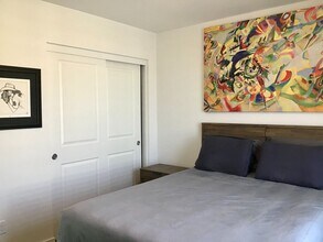 8352 Ridge Ct in San Diego, CA - Building Photo - Building Photo