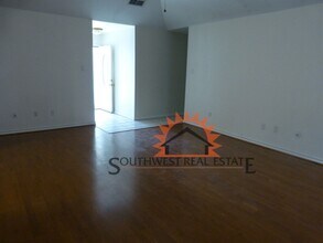 3833 Benjamin Davis Dr in Clovis, NM - Building Photo - Building Photo