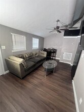 1000 E 53rd St in Austin, TX - Building Photo - Building Photo