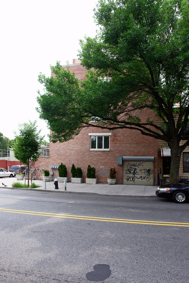 300-306 21st St in Brooklyn, NY - Foto de edificio - Building Photo