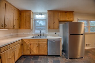 5133 Jeffries St in Raleigh, NC - Building Photo - Building Photo