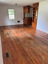 2041 Columbia Cir in Sumter, SC - Building Photo - Building Photo