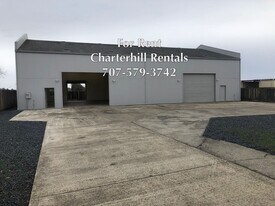 332 Todd Rd in Santa Rosa, CA - Building Photo