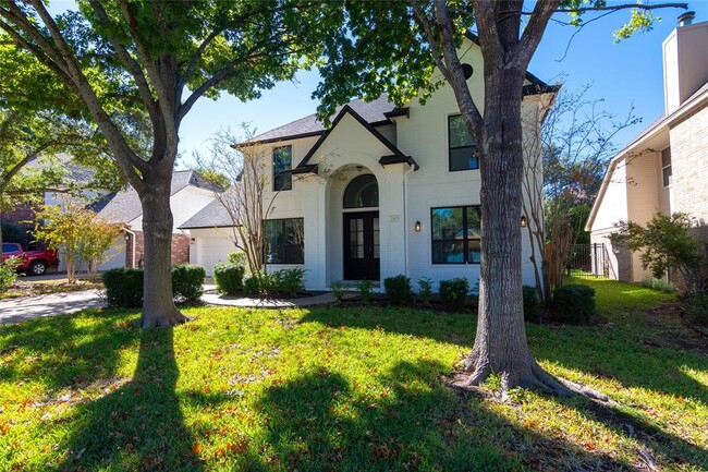 property at 2425 Sparrow Dr