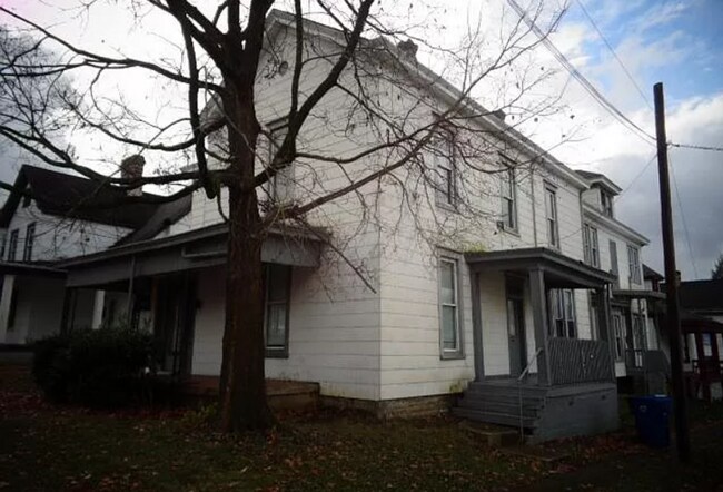 202 S Maple St, Unit 2 in Winchester, KY - Building Photo - Building Photo