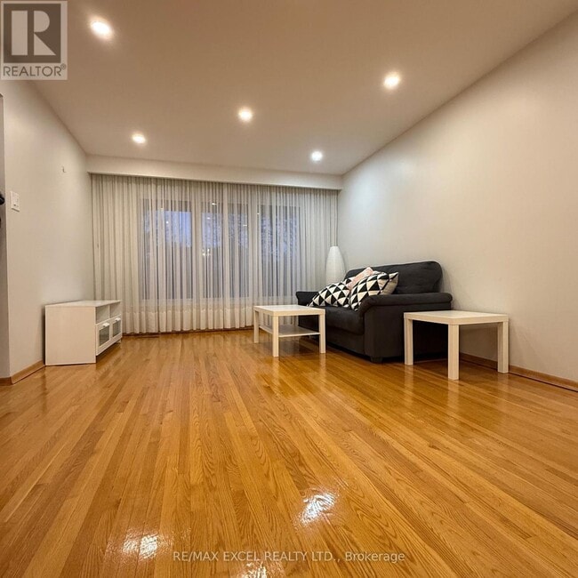 property at 63 Hornshill Dr