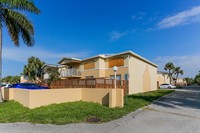 Doral Gardens in Miami, FL - Building Photo - Building Photo