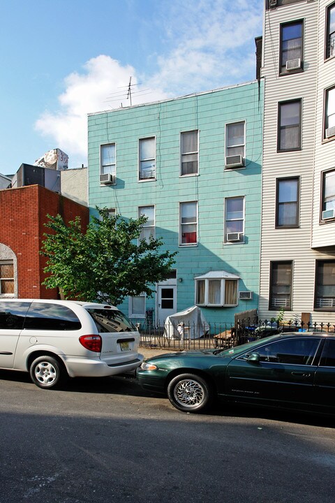 166 23rd St in Brooklyn, NY - Building Photo