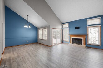 6667 Hidden Lake Trail in Brecksville, OH - Building Photo - Building Photo