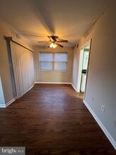 8 Florence Tollgate in Florence, NJ - Building Photo - Building Photo