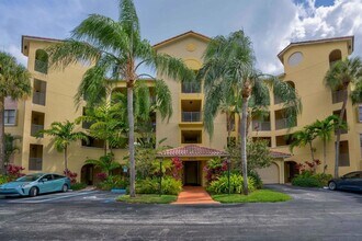 500 Uno Lago Dr, Unit 404 in Juno Beach, FL - Building Photo - Building Photo
