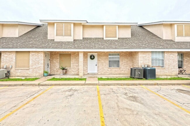 8911 McPherson Rd