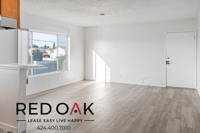 property at 3015 N Santa Fe Ave