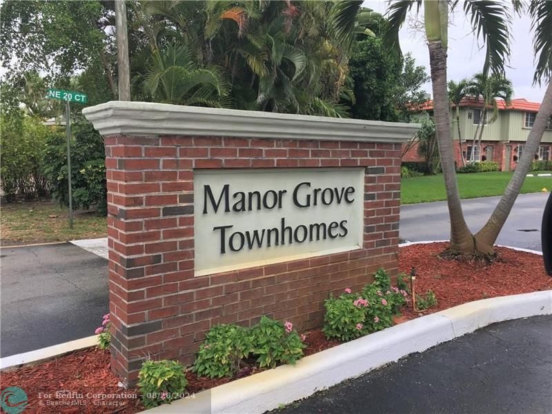 121 NE 20th Ct in Wilton Manors, FL - Foto de edificio
