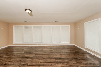 1001 Park Pl in Center Point, AL - Building Photo - Building Photo
