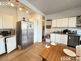 5 Euston St, Unit 2 in Brookline, MA - Building Photo