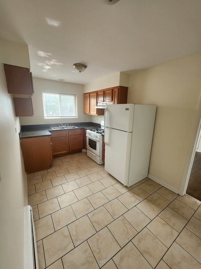 7455 N Ridge Blvd in Chicago, IL - Building Photo - Building Photo