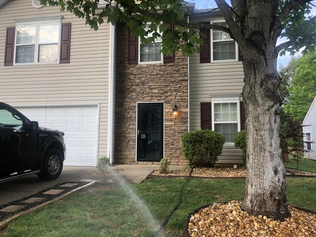property at 320 Westminster Dr