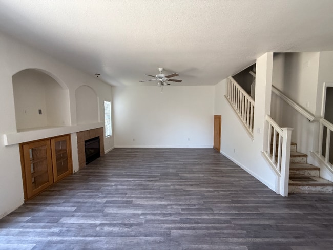 property at 2509 Vienna Ct