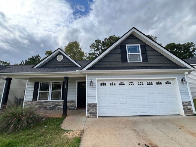104 Highland Spgs Lp in Inman, SC - Building Photo - Building Photo