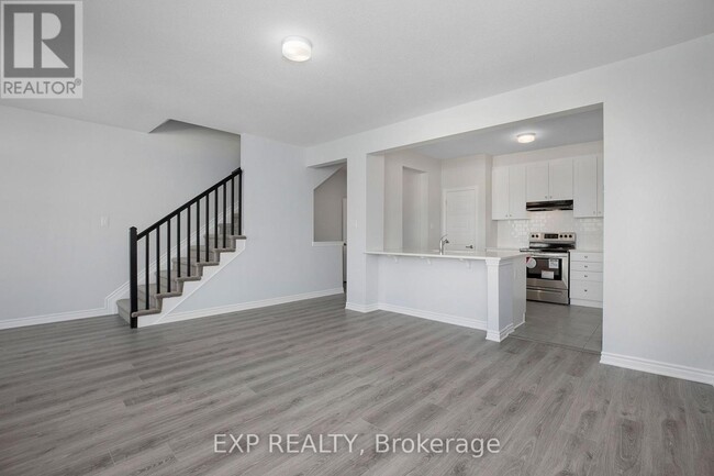 96 Ballinora Ln. in Ottawa, ON - Building Photo - Building Photo