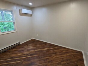 411 Lindsay Rd in Clemson, SC - Building Photo - Building Photo