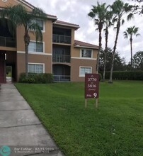 3778 NW Mediterranean Ln in Jensen Beach, FL - Building Photo - Building Photo