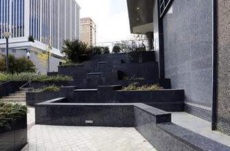 Turnberry Tower in Arlington, VA - Building Photo - Building Photo