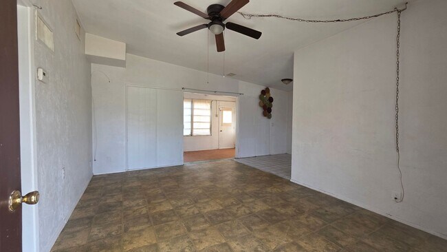 1315 Hillcrest Dr in Daytona Beach, FL - Building Photo - Building Photo