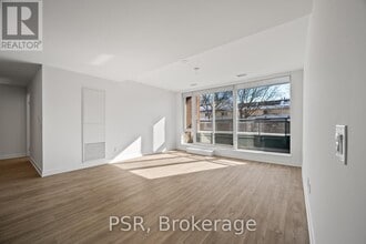 299 Campbell Ave in Toronto, ON - Building Photo - Building Photo